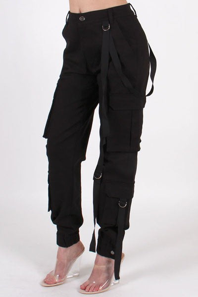 cargo pants with pockets